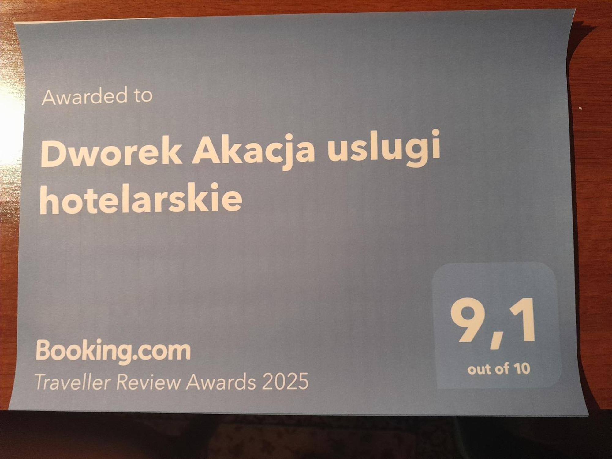 Dworek Akacja Uslugi Hotelarskie Janowiec Esterno foto